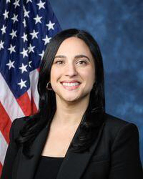 Portrait of Yassamin Ansari