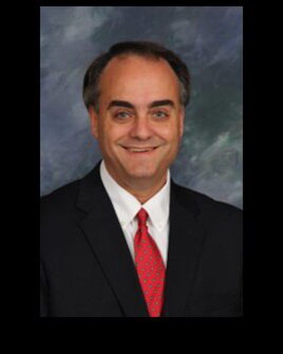 Portrait of Tracy Estes