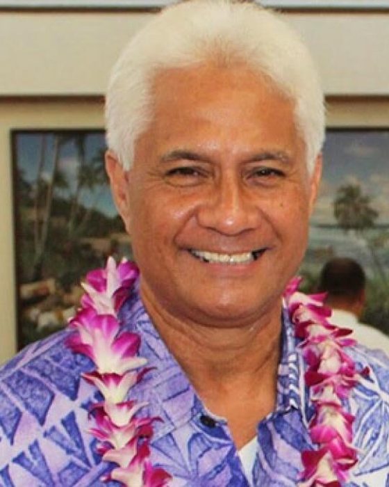 Portrait of Larry Sanitoa