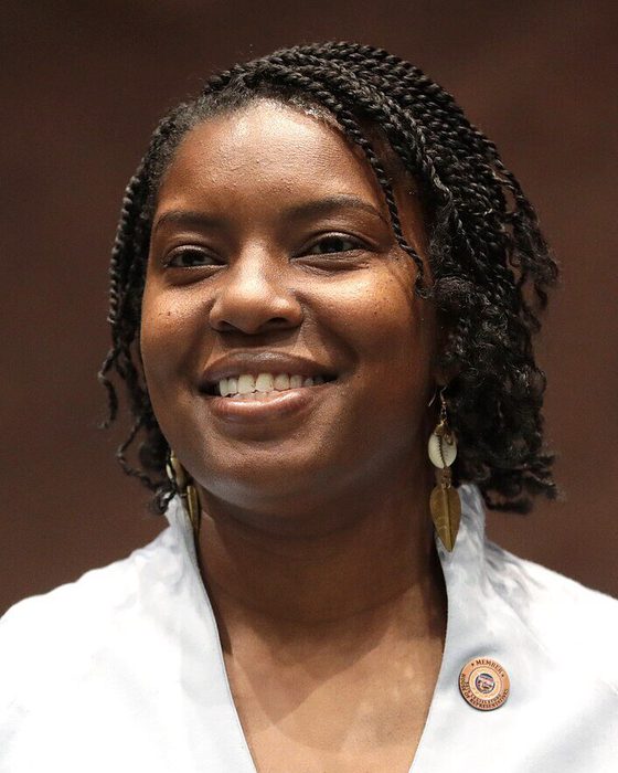 Portrait of Quantá Crews