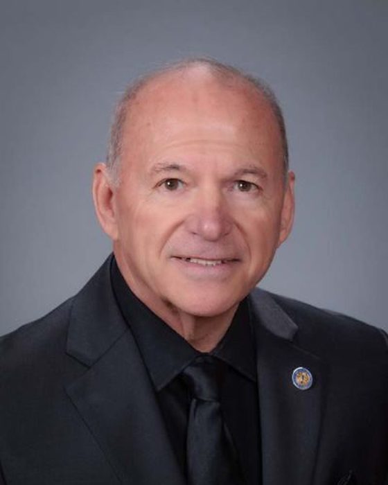 Portrait of Mike Holcomb