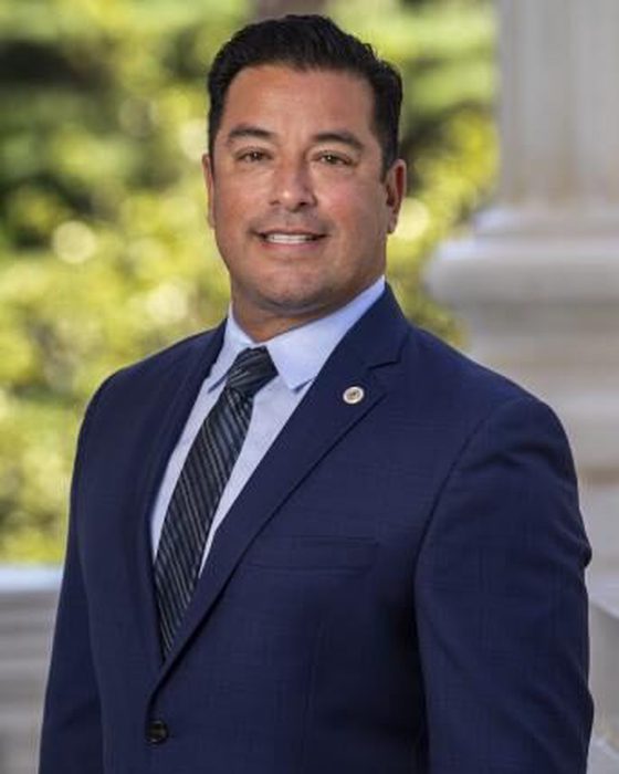 Portrait of Carlos Villapudua