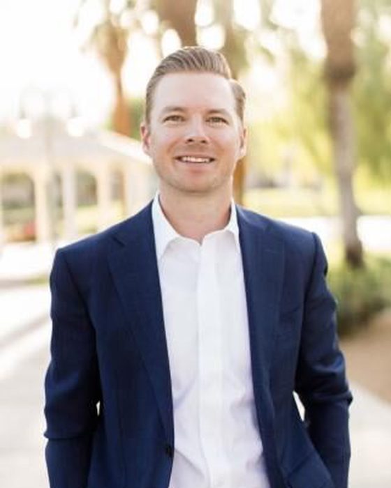 Portrait of Greg Wallis