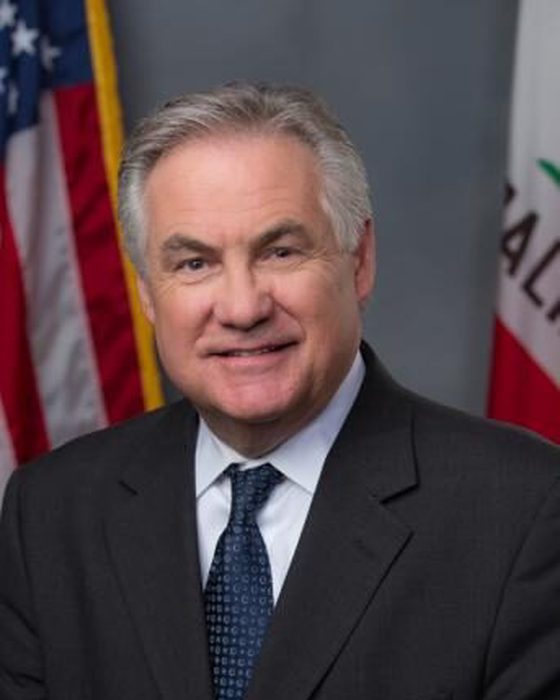 Portrait of Jim Patterson