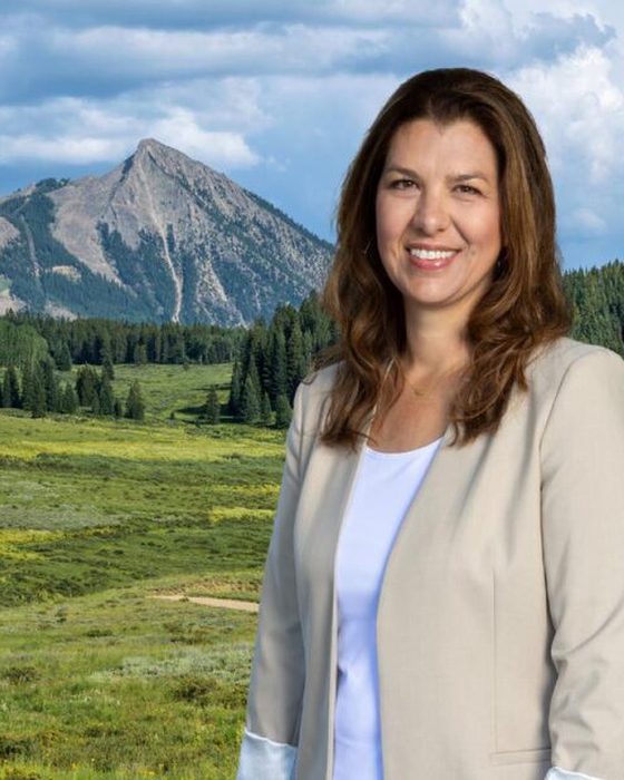 Portrait of Megan Dahle