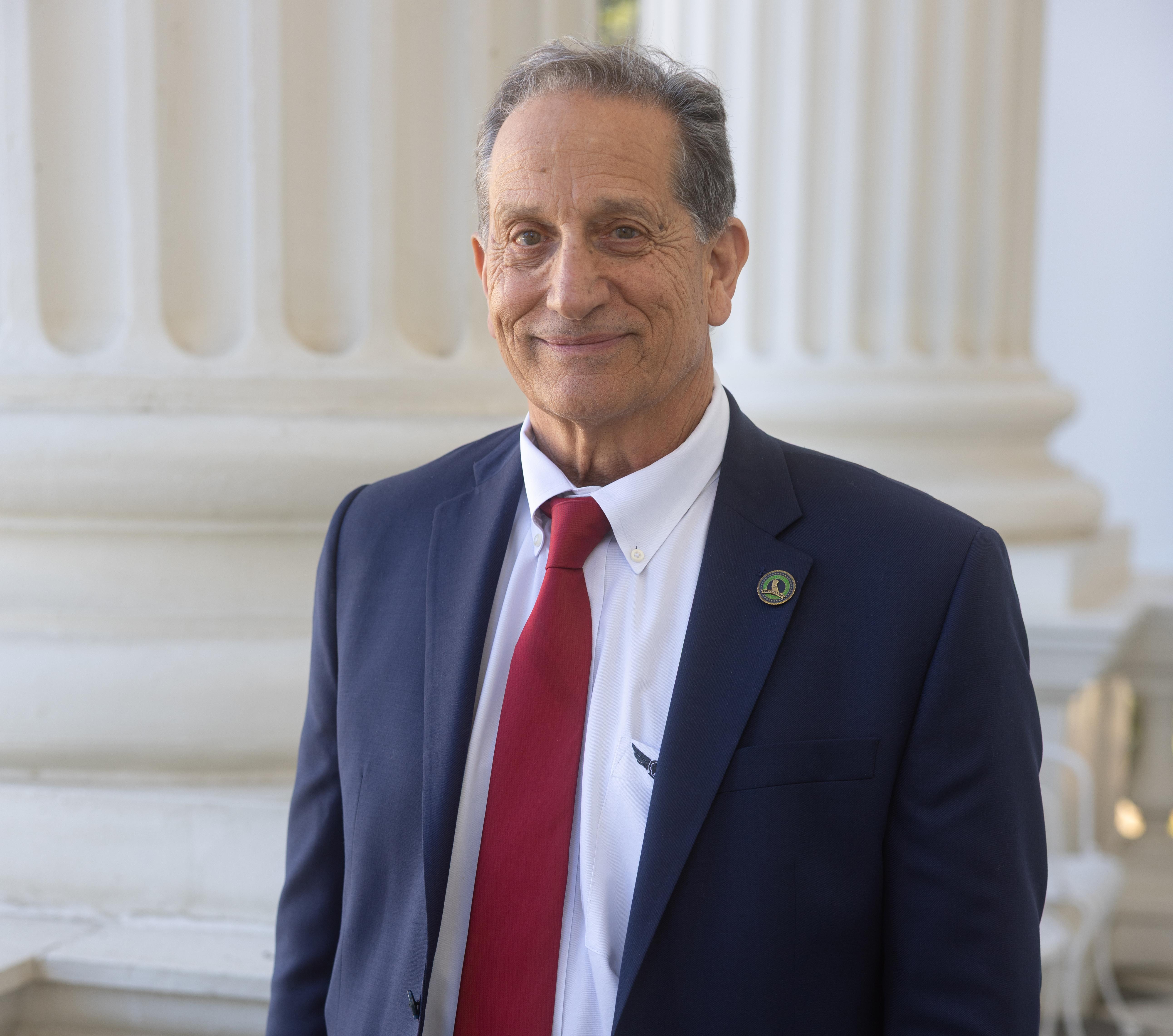 Portrait of Stan Ellis