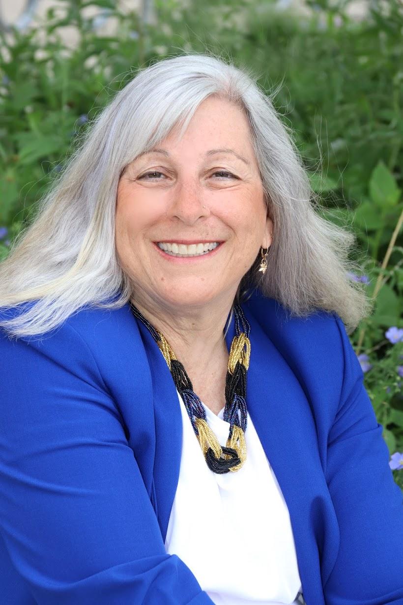 Lori Goldstein portrait