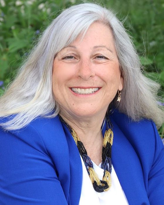 Portrait of Lori Goldstein