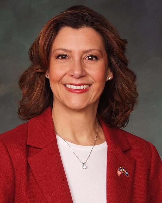 Portrait of Lori Sander