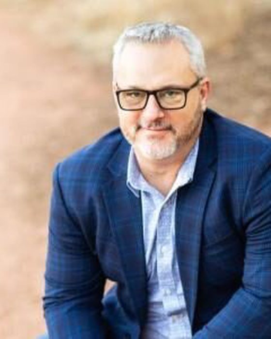 Portrait of Scott Bottoms