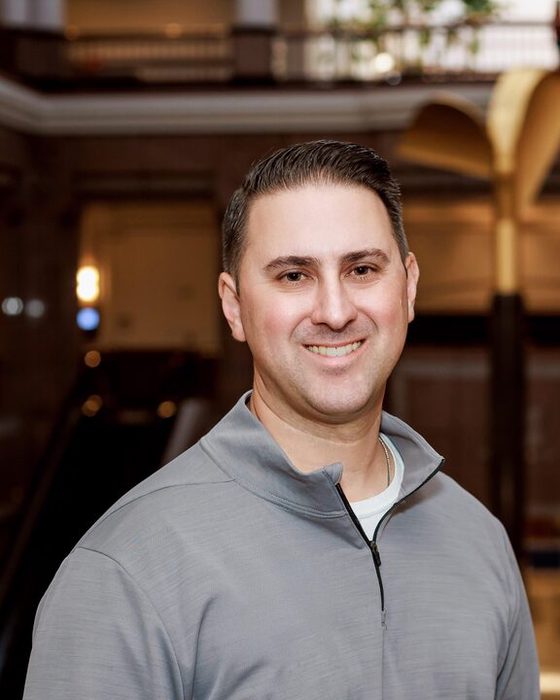 Portrait of Dave DeFronzo