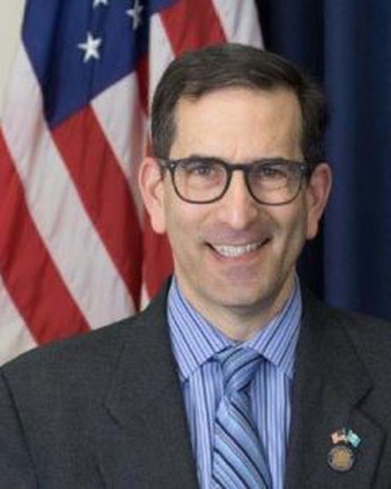 Portrait of Doug Dubitsky