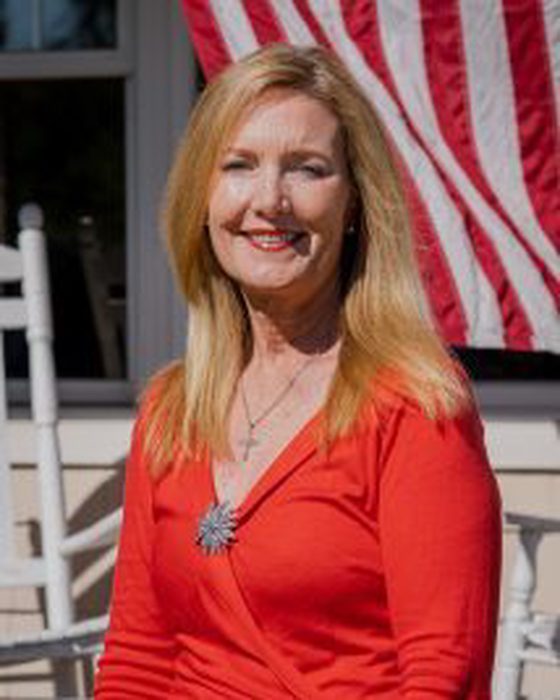 Portrait of Lezlye Zupkus