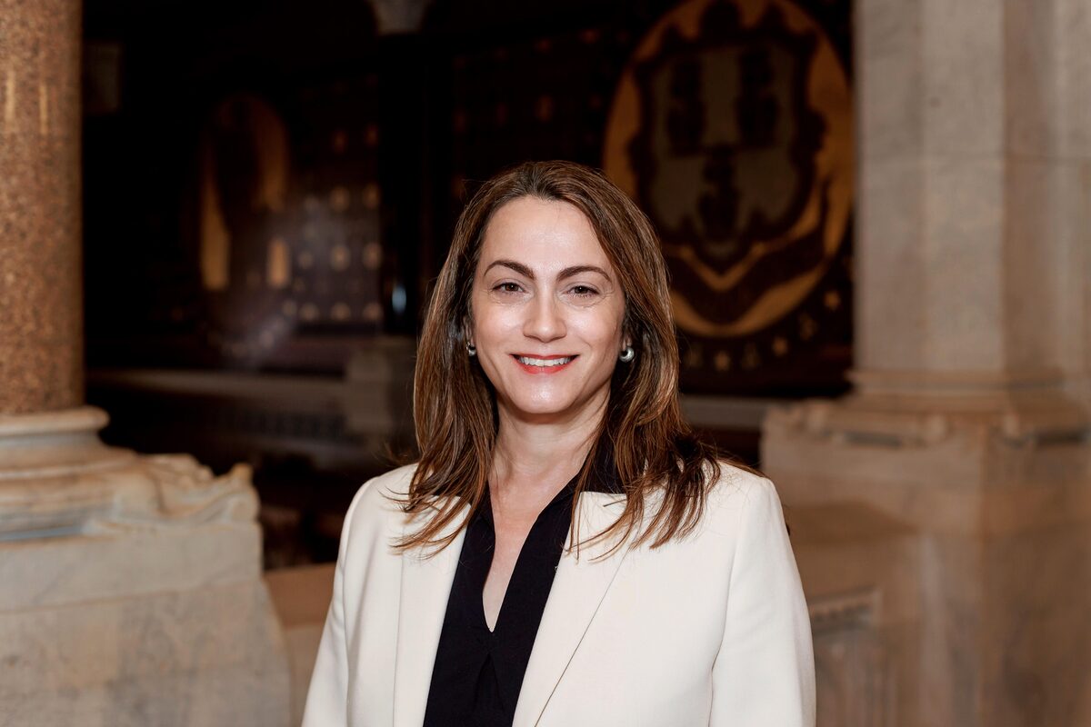 Savet Constantine portrait