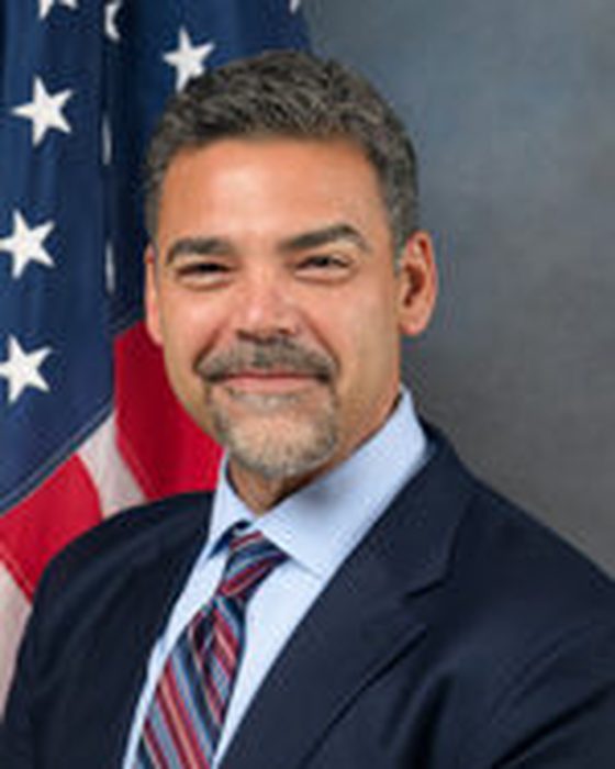 Portrait of Alex Rizo