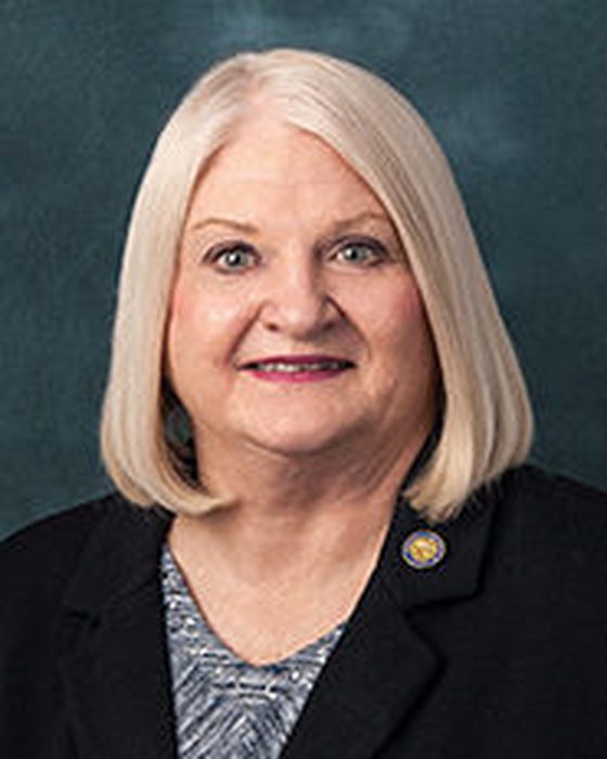 Portrait of Linda Stewart