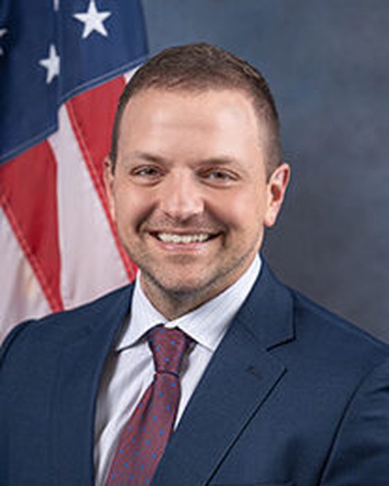 Portrait of Mike Redondo