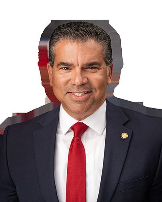 Portrait of Omar Blanco