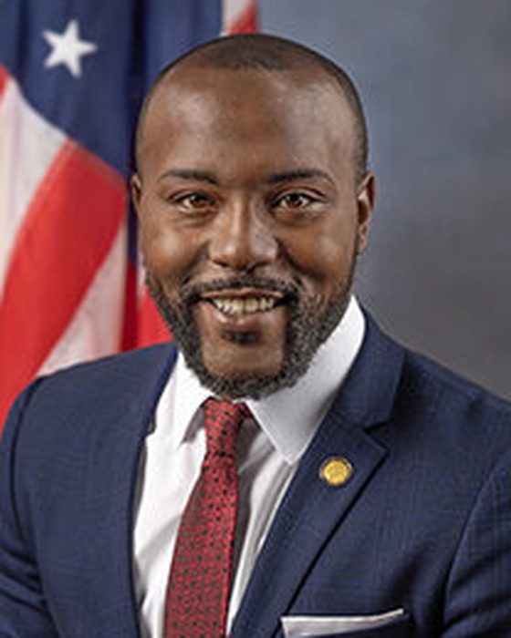 Portrait of Tae Edmonds