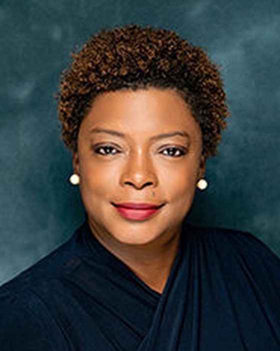 Portrait of Tracie Davis