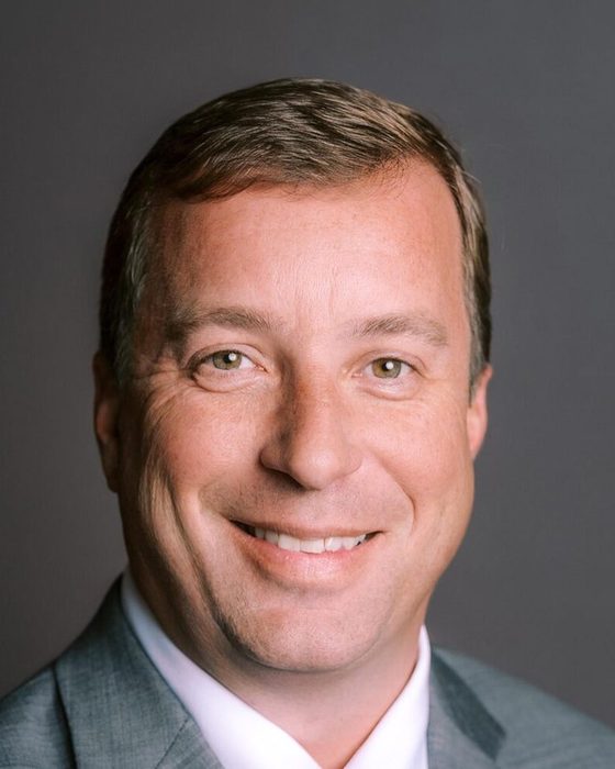 Portrait of Jutt Howard