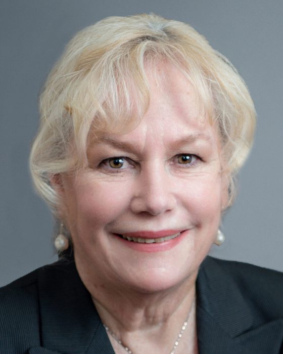 Portrait of Lynn Smith