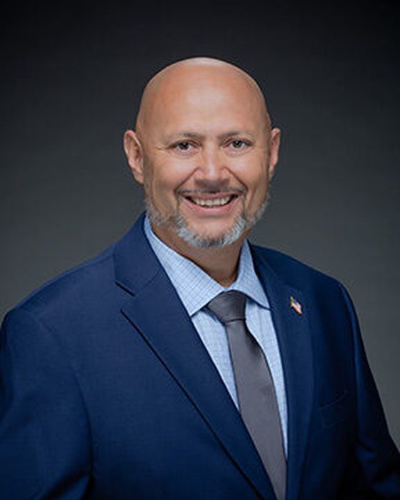 Portrait of Chris Muraoka