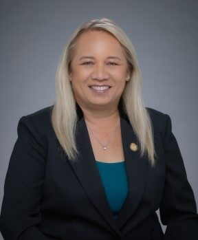 Lynn DeCoite portrait