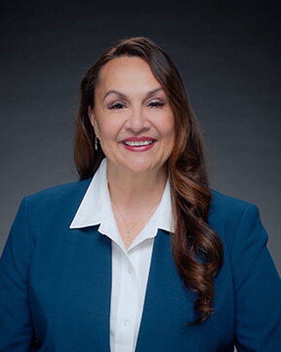 Portrait of Sue Keohokapu-Lee Loy