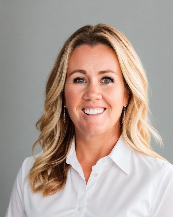 Portrait of Erin Bingham