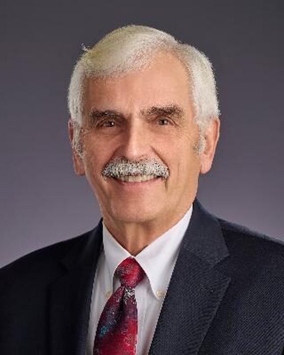 Portrait of Ron Mendive