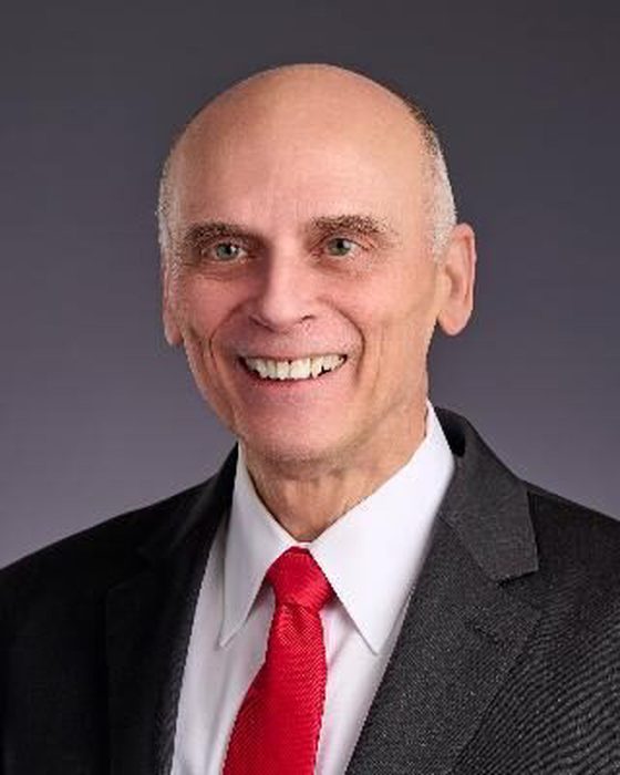 Portrait of Scott Grow