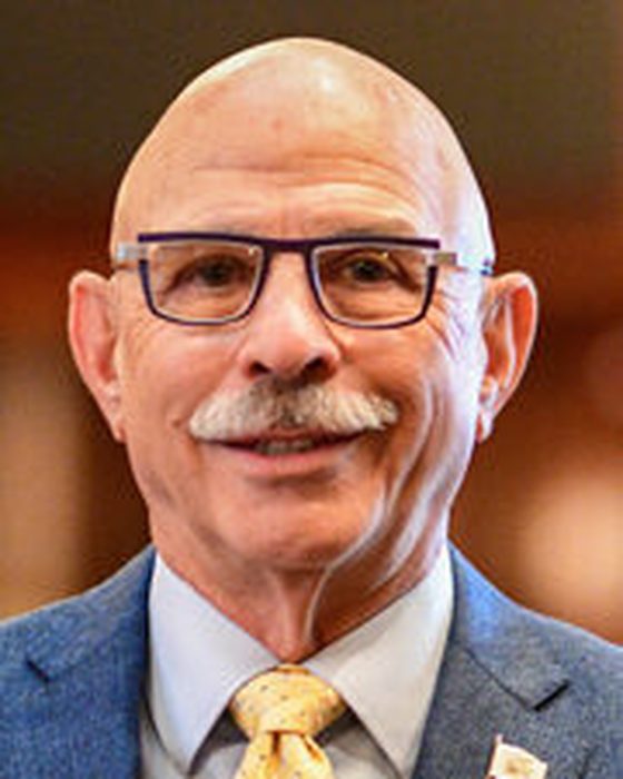 Portrait of Dan Caulkins