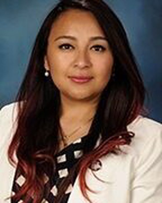 Portrait of Dee Avelar