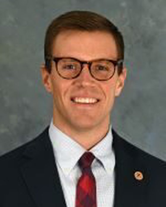 Portrait of Travis Weaver