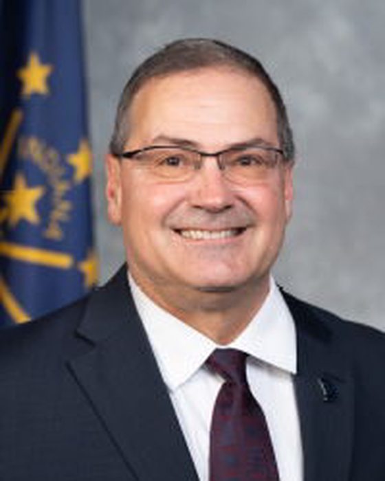 Portrait of Dan Dernulc