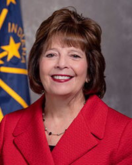 Portrait of Linda Rogers