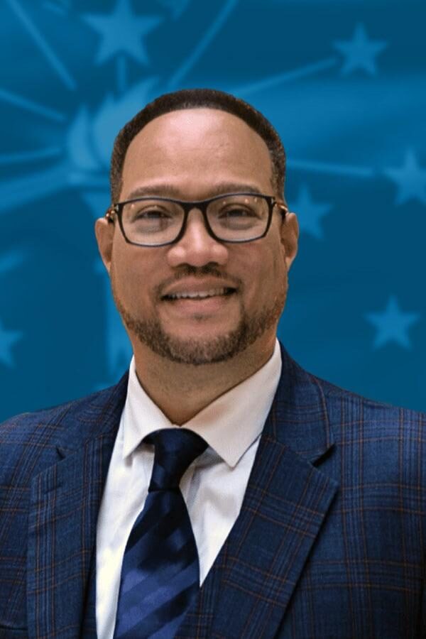 Portrait of Mark Spencer