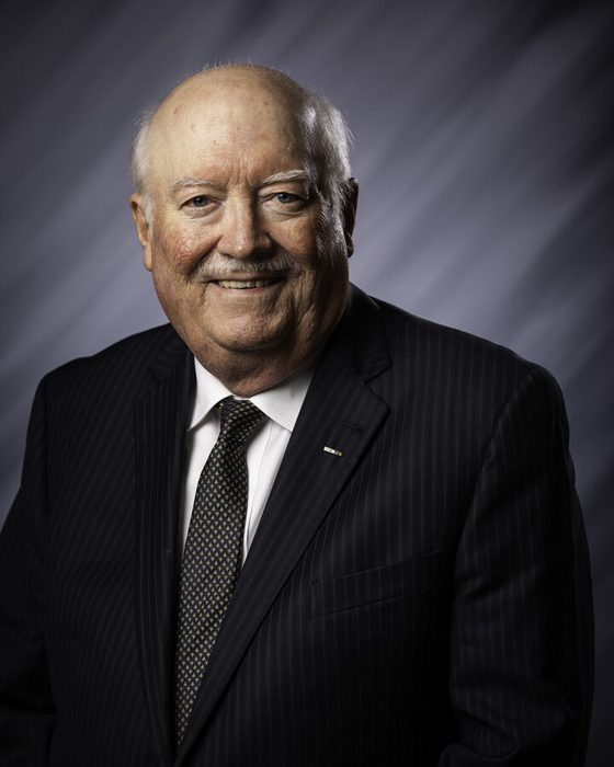 Portrait of Mike Aylesworth