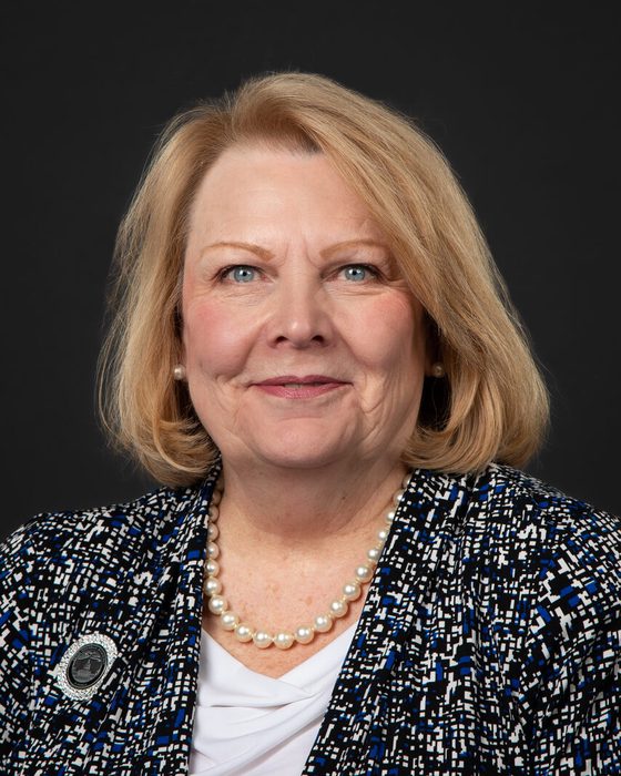 Portrait of Cindy Winckler