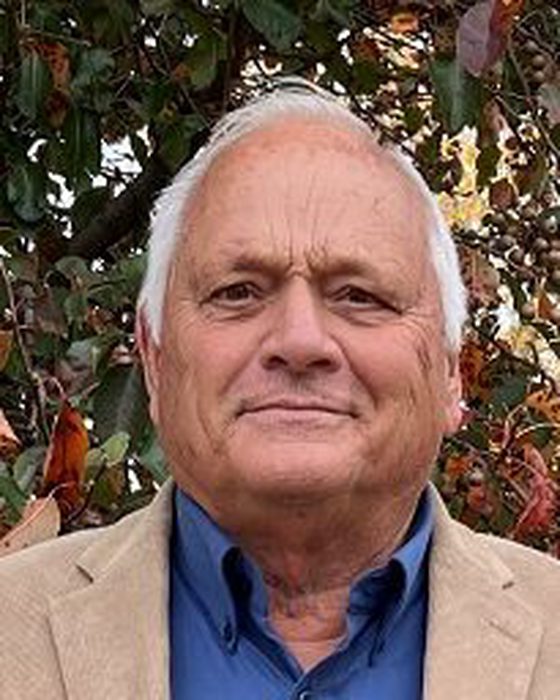 Portrait of Bill Bloom