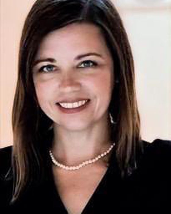 Portrait of Carolyn Caiharr