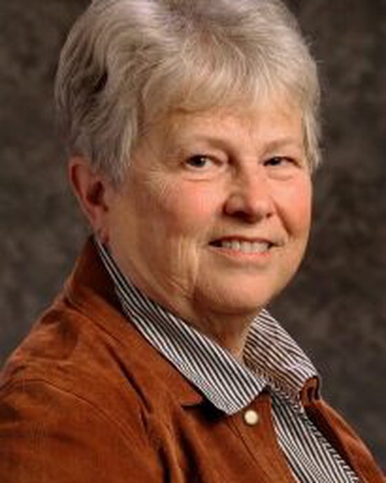 Portrait of Cindy Neighbor