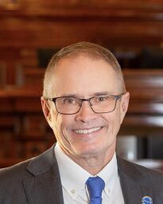 Portrait of Shannon Francis