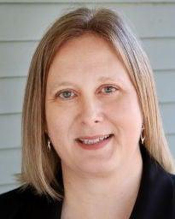 Portrait of Suzanne Wikle