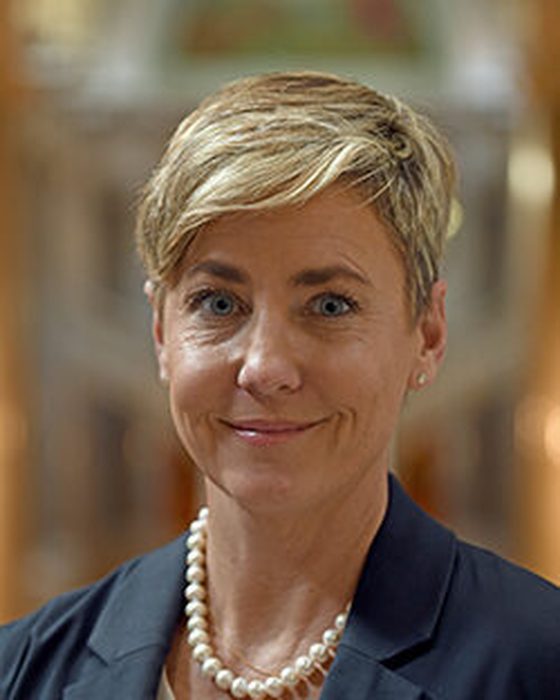 Portrait of Rachel Roberts