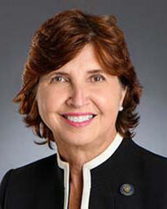 Portrait of Beth Mizell