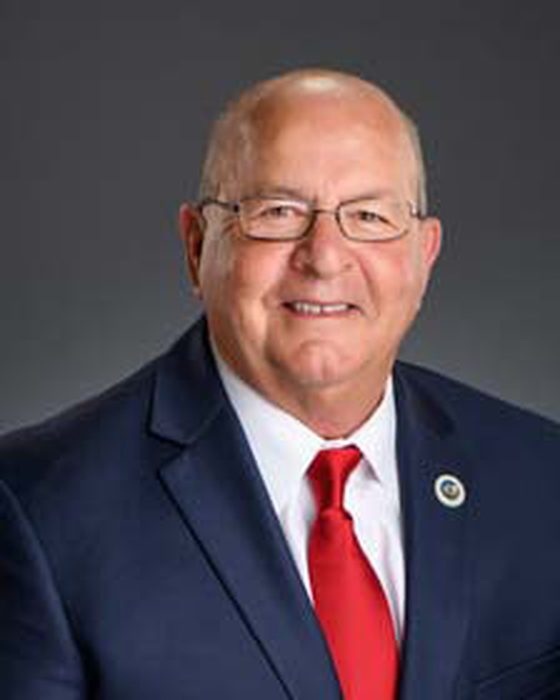 Portrait of Dewith Carrier