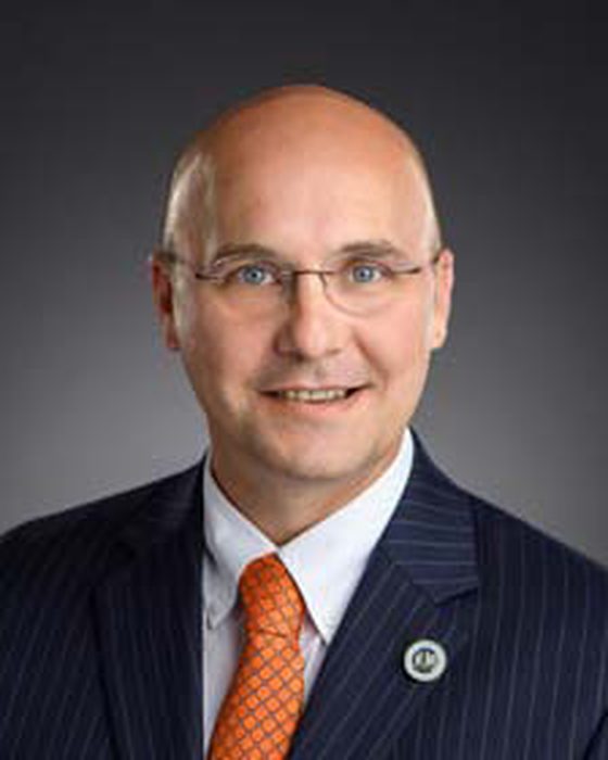 Portrait of Mark Wright