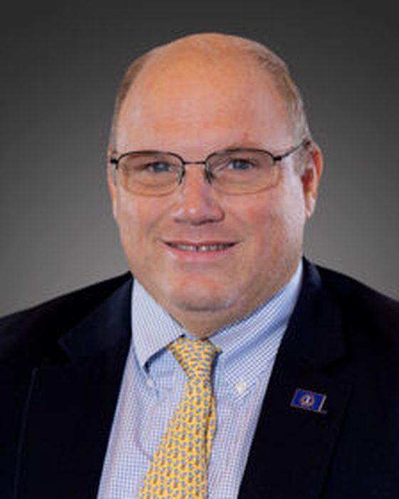 Portrait of Mike Bayham